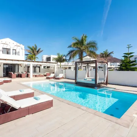 Vila Lorena By